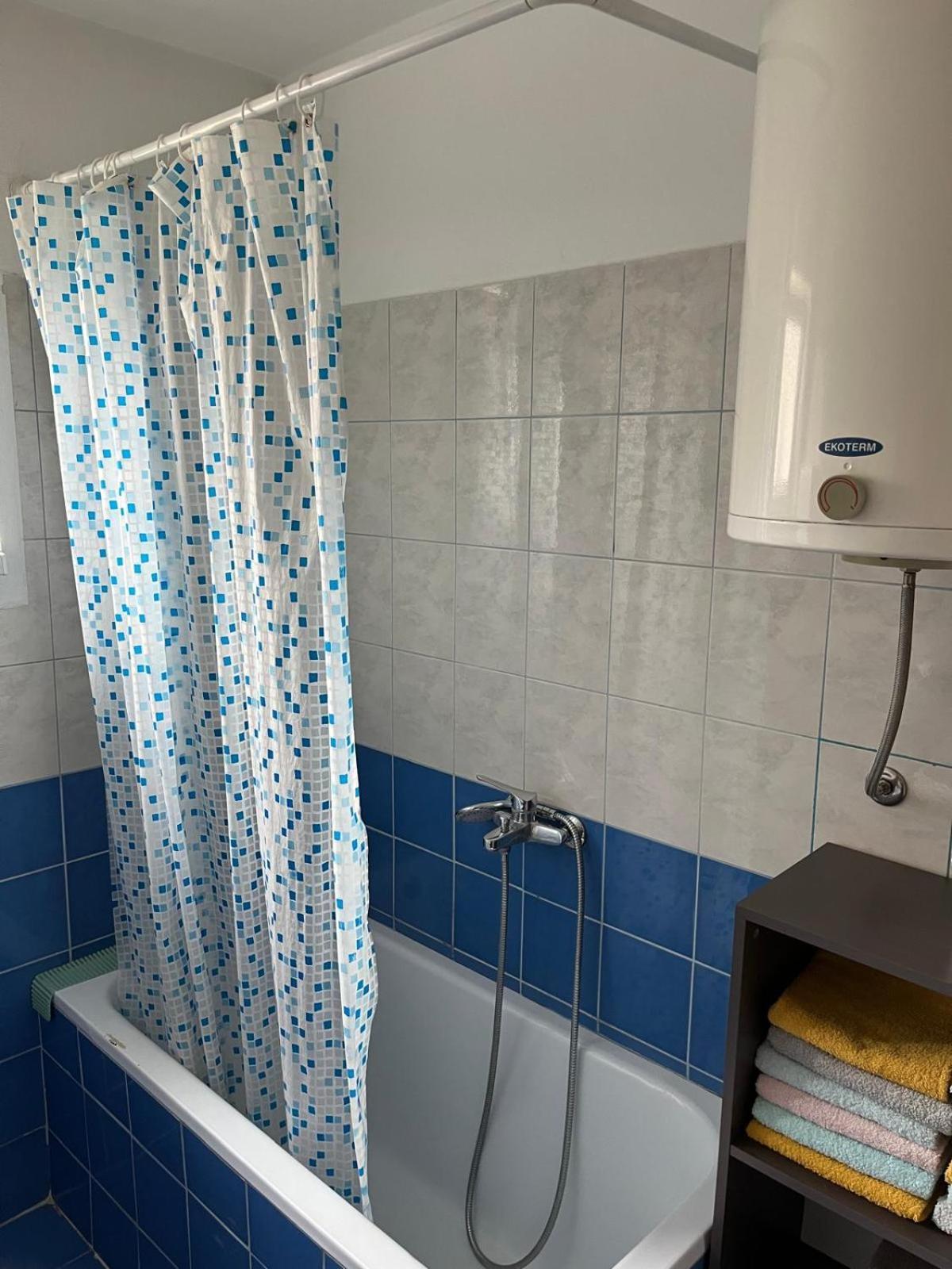 Apartman Ivka Госпич Экстерьер фото